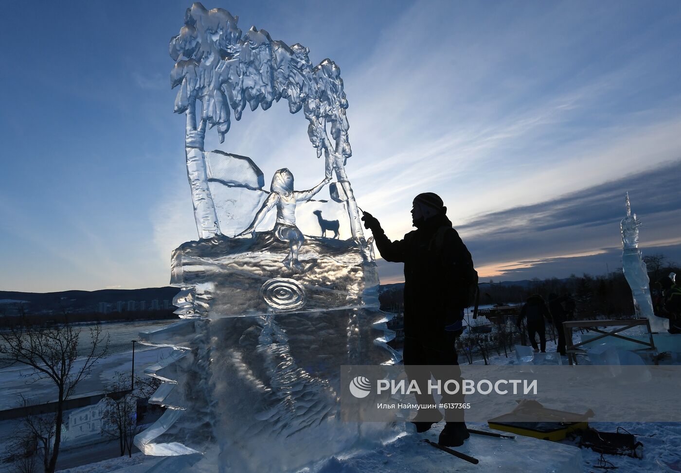 Фестиваль "Волшебный лед Сибири" в Красноярске