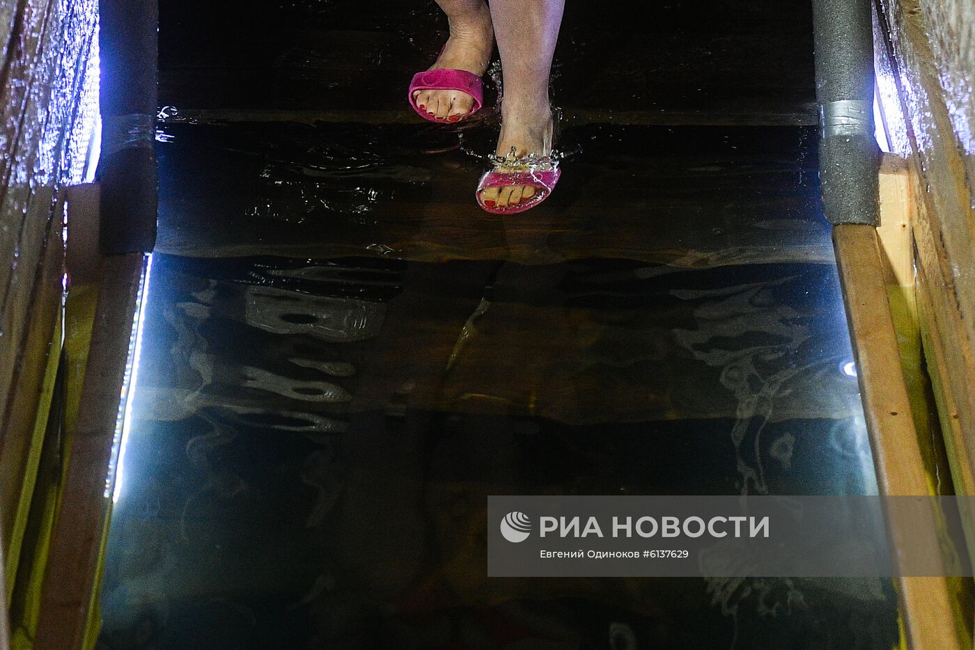 Крещенские купания в Москве