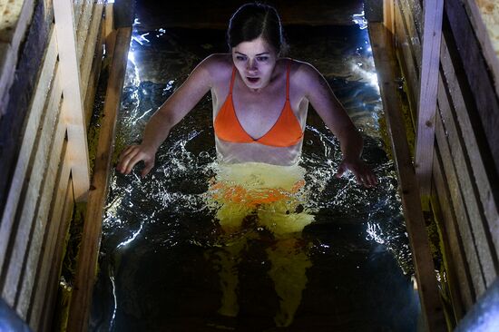 Крещенские купания в Москве