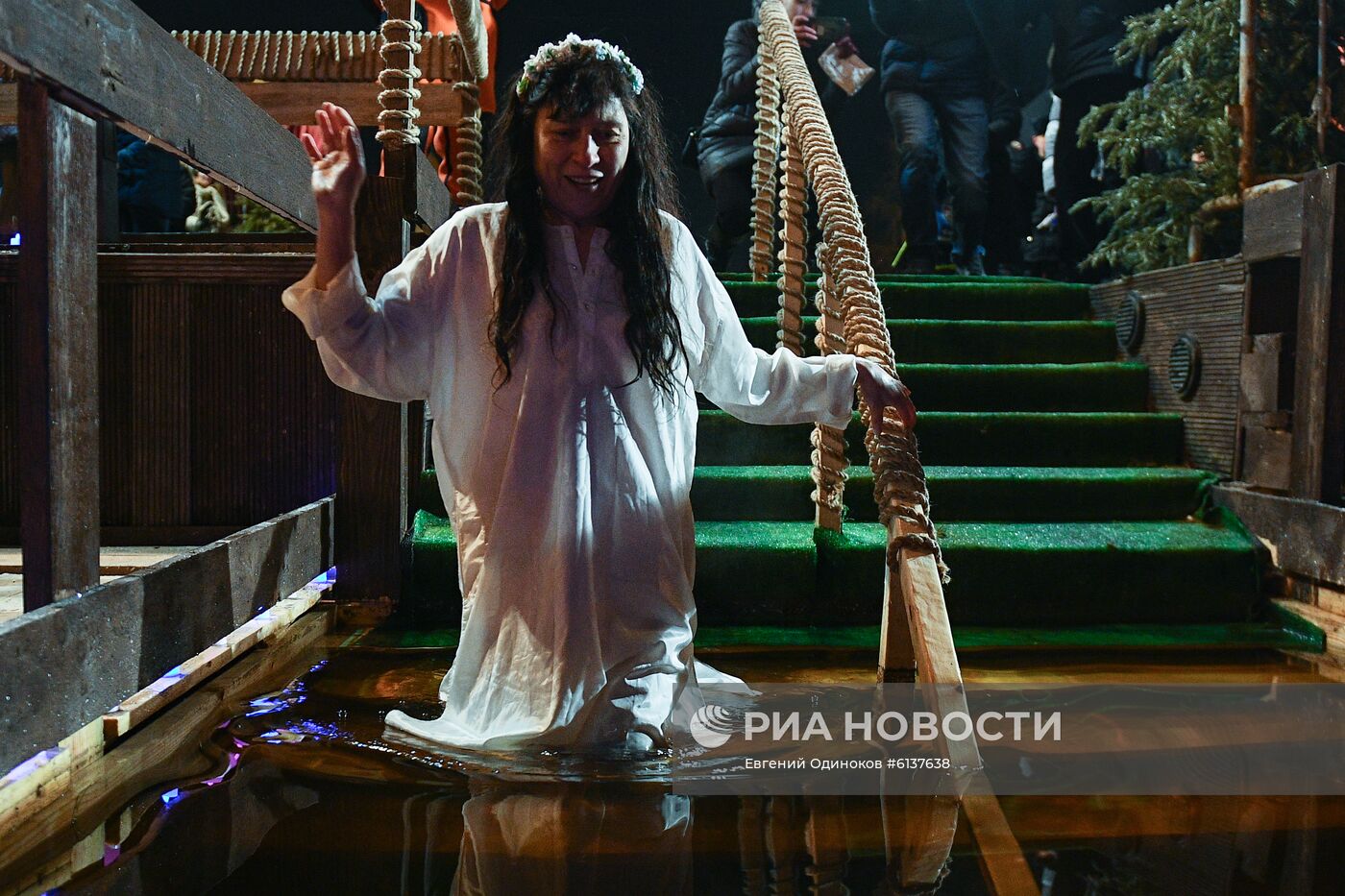 Крещенские купания в Москве