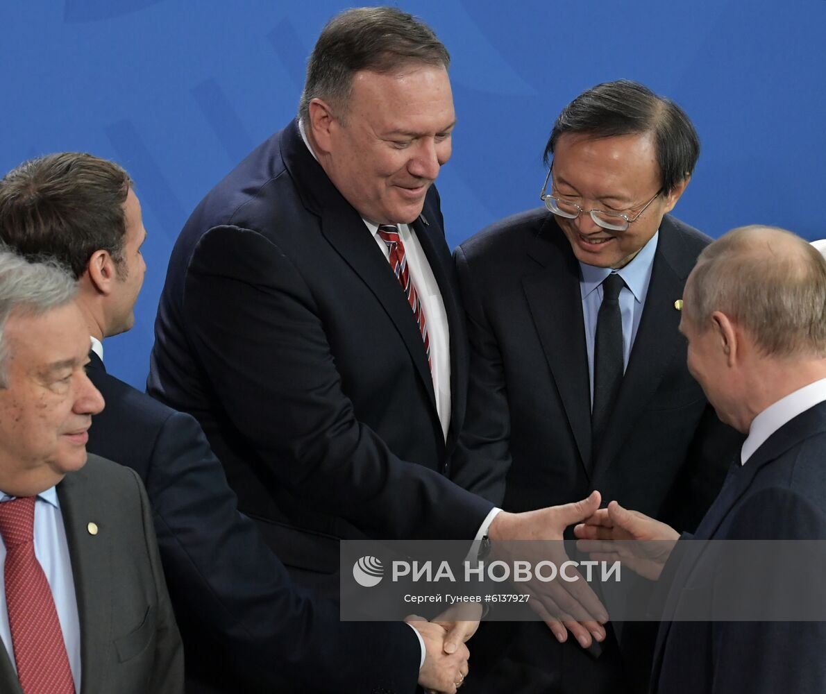 Поездка президента РФ В. Путина в Берлин для участия в Международной конференции по Ливии