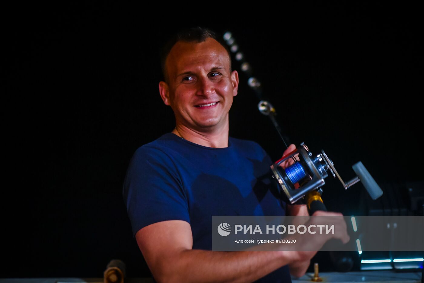 Экспедиция на океанографическом исследовательском судне "Адмирал Владимирский"