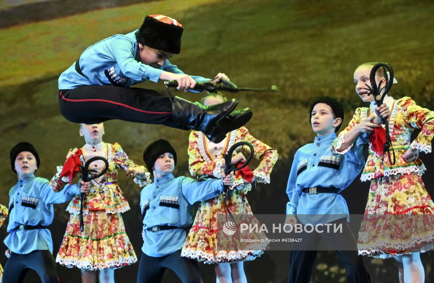 Конкурс "Весна священная" в театре "Русская песня"