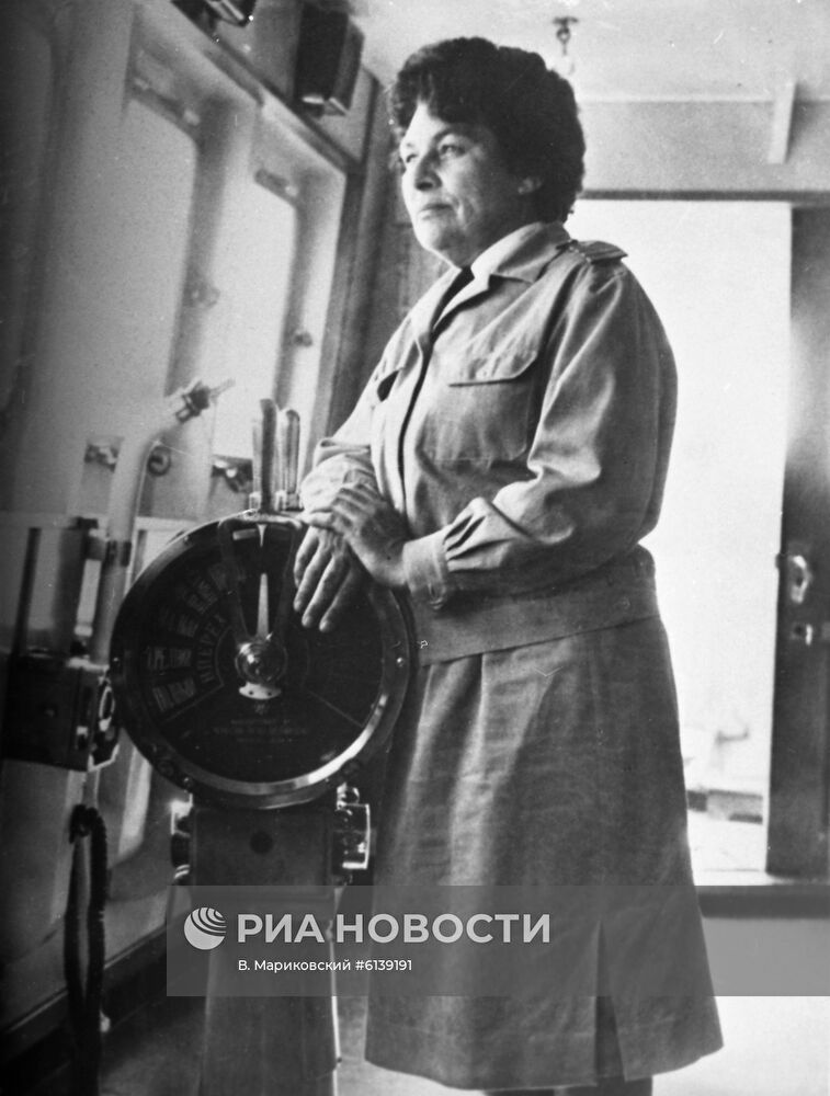 Первая в мире женщина-капитан дальнего плавания Анна Ивановна Щетинина