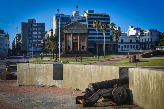 Города мира. Монтевидео