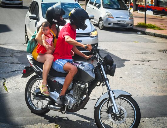 Города мира. Монтевидео