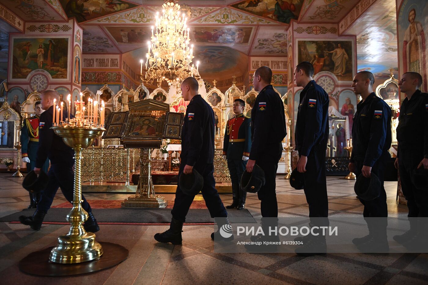 Главную икону Сухопутных войск доставили в Новосибирск