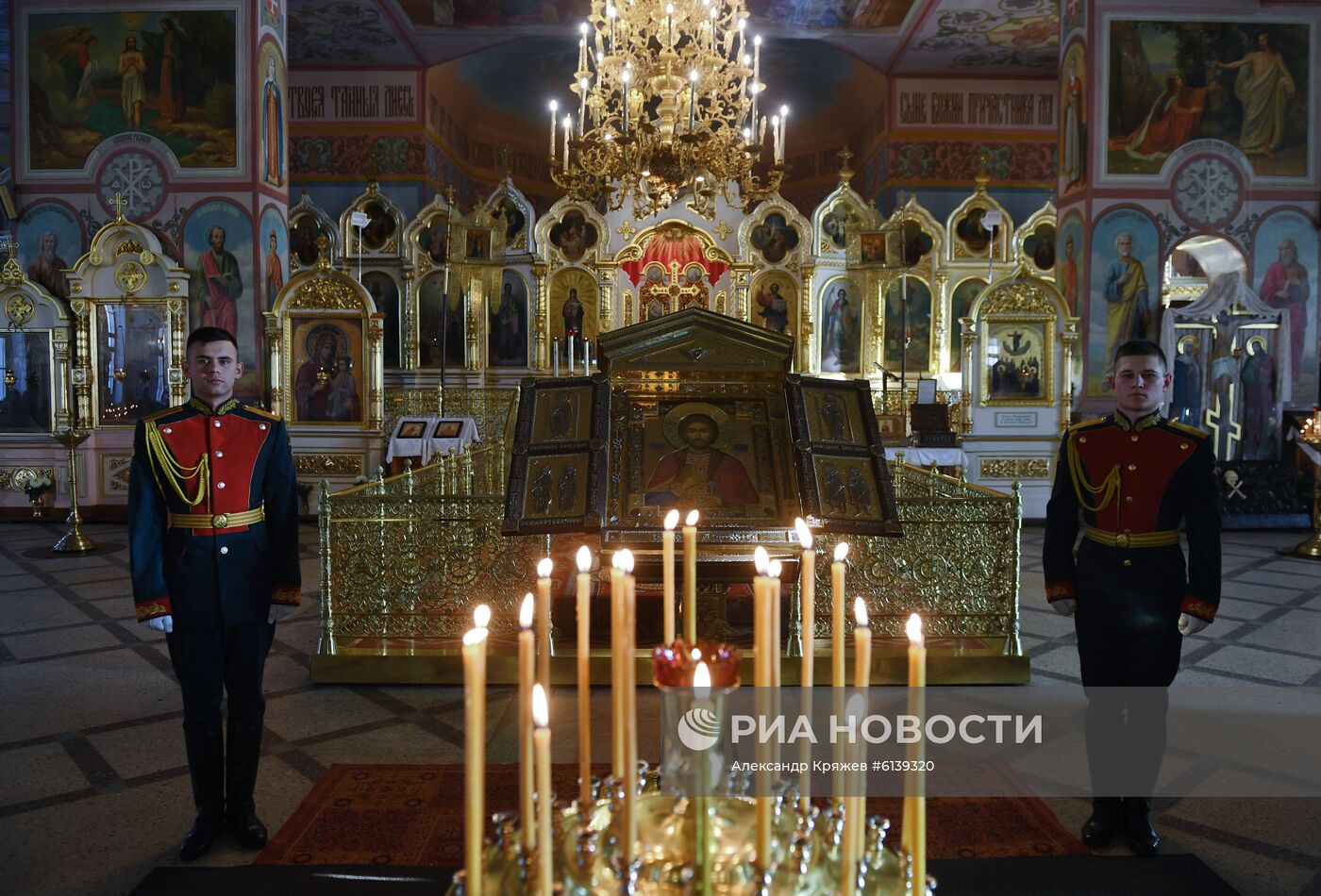 Главную икону Сухопутных войск доставили в Новосибирск