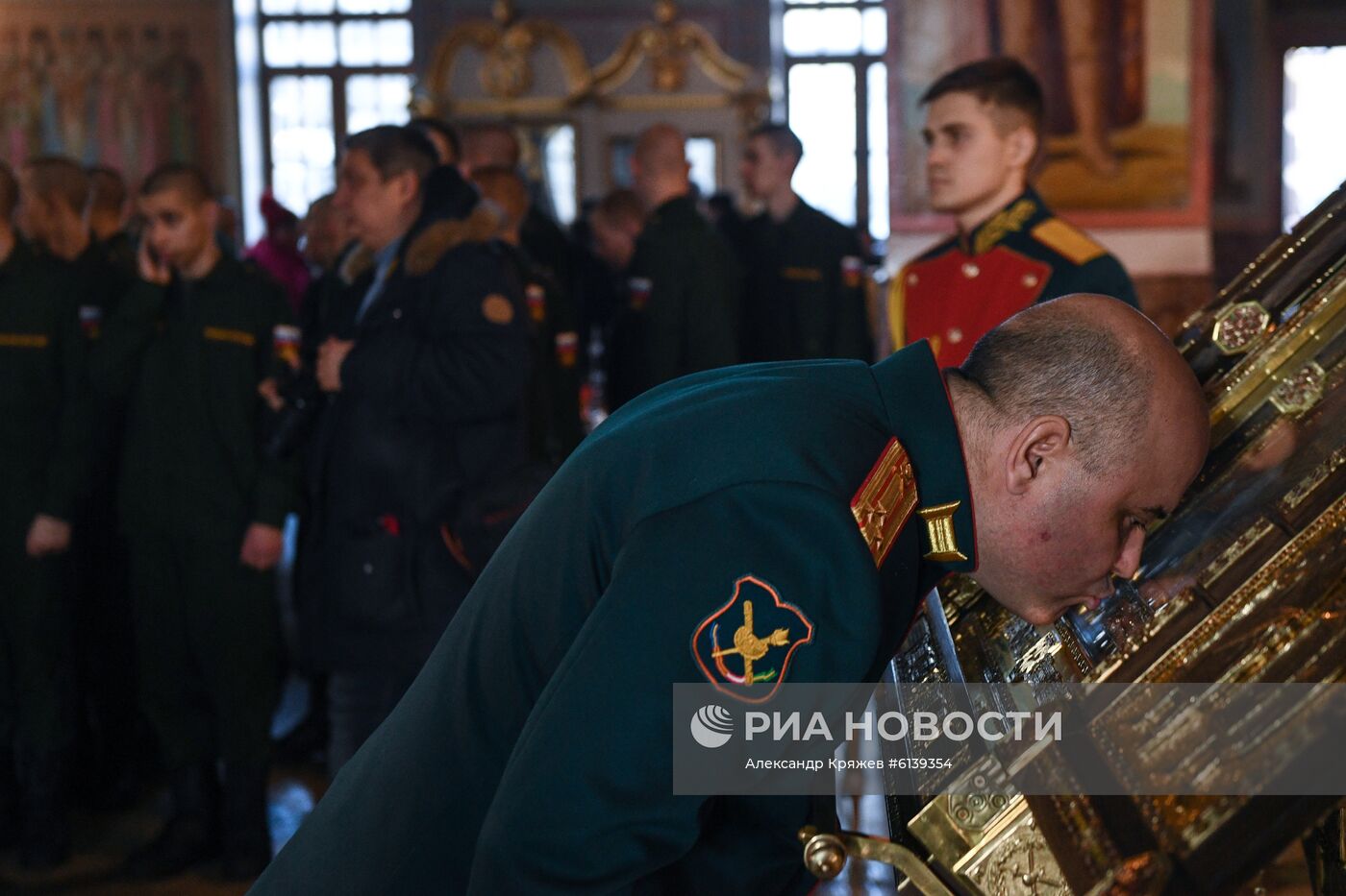 Главную икону Сухопутных войск доставили в Новосибирск