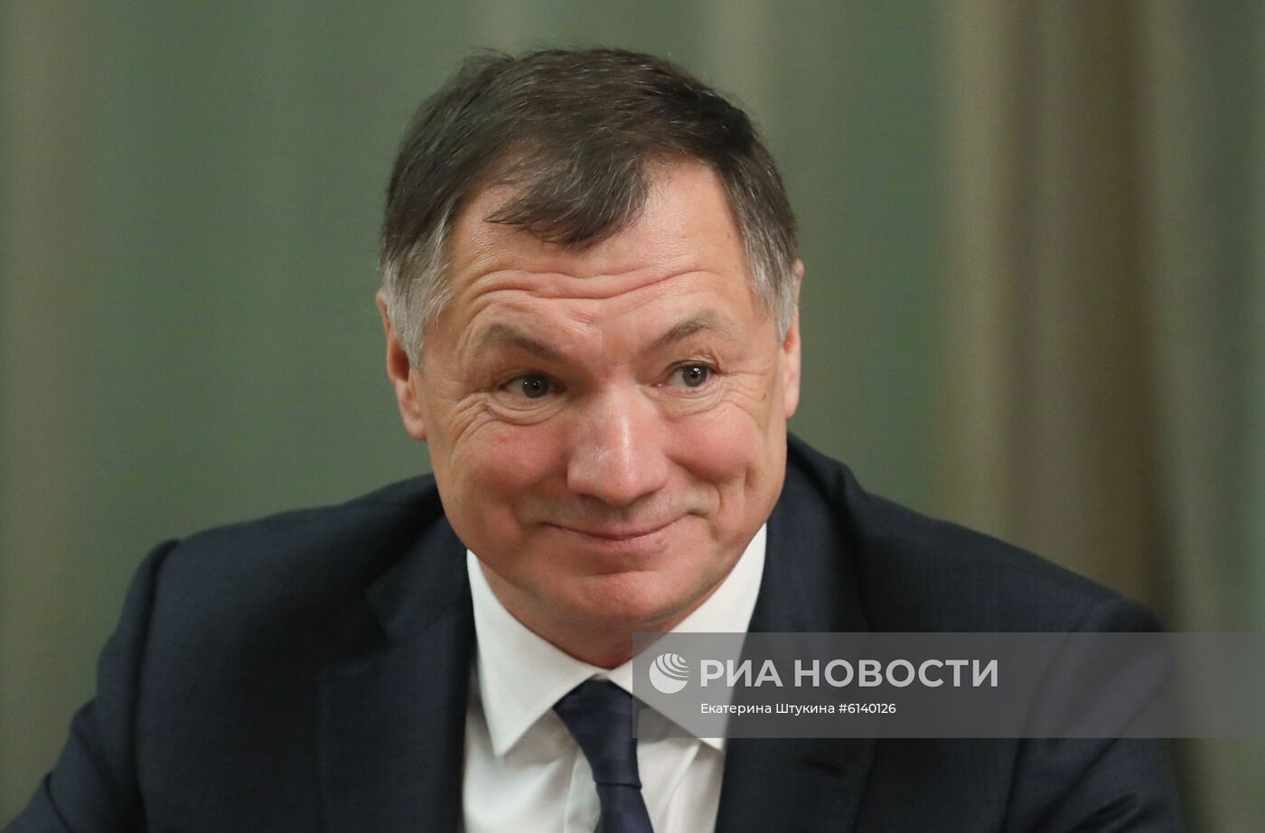 Президент РФ В. Путин провел встречу с новым правительством РФ