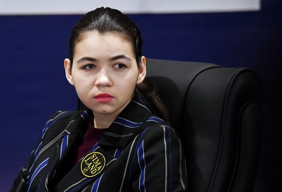 Шахматы. Первенство мира. А. Горячкина - Ц. Вэньцзюнь