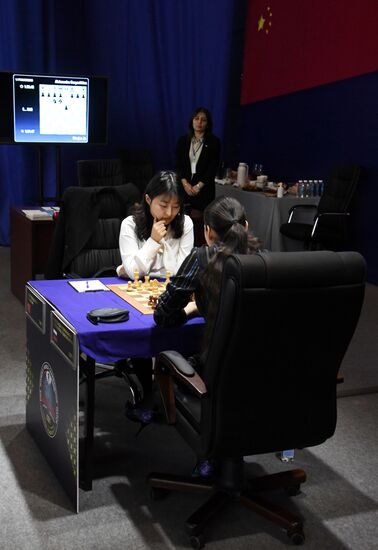 Шахматы. Первенство мира. А. Горячкина - Ц. Вэньцзюнь