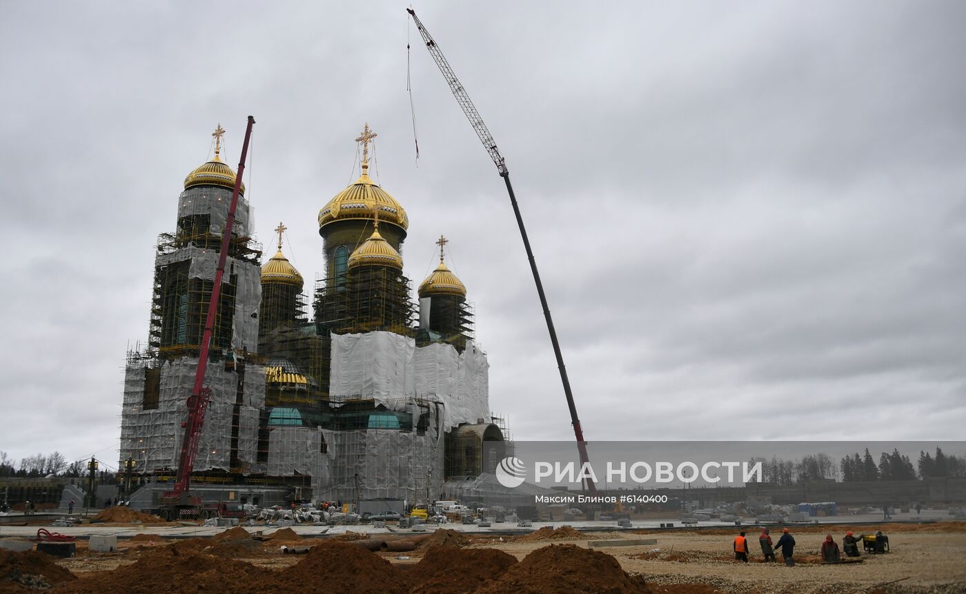 Строительство главного храма Вооруженных Сил в парке "Патриот"