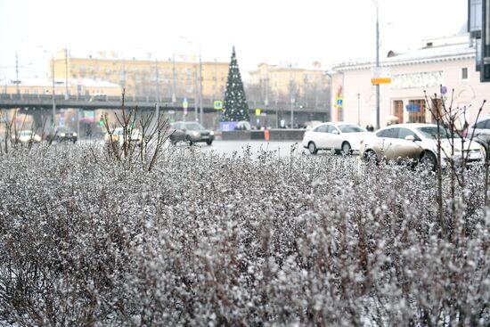 Снег в Москве