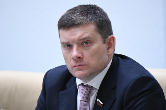 Заседание Совета Федерации РФ, открывающее весеннюю сессию 