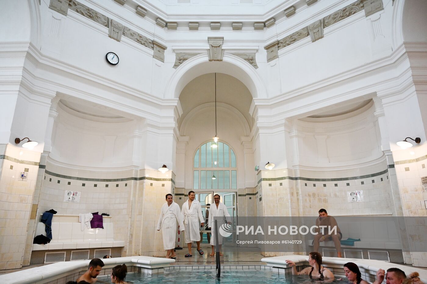Купальня Сеченьи в Будапеште