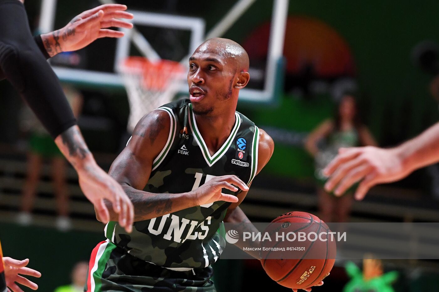 Баскетбол. Кубок Европы. Матч УНИКС - "Галатасарай"