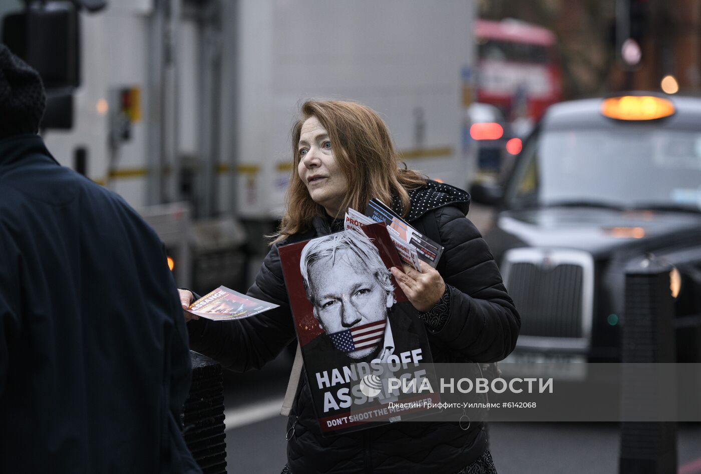 Акция в поддержку Дж. Ассанжа в Лондоне