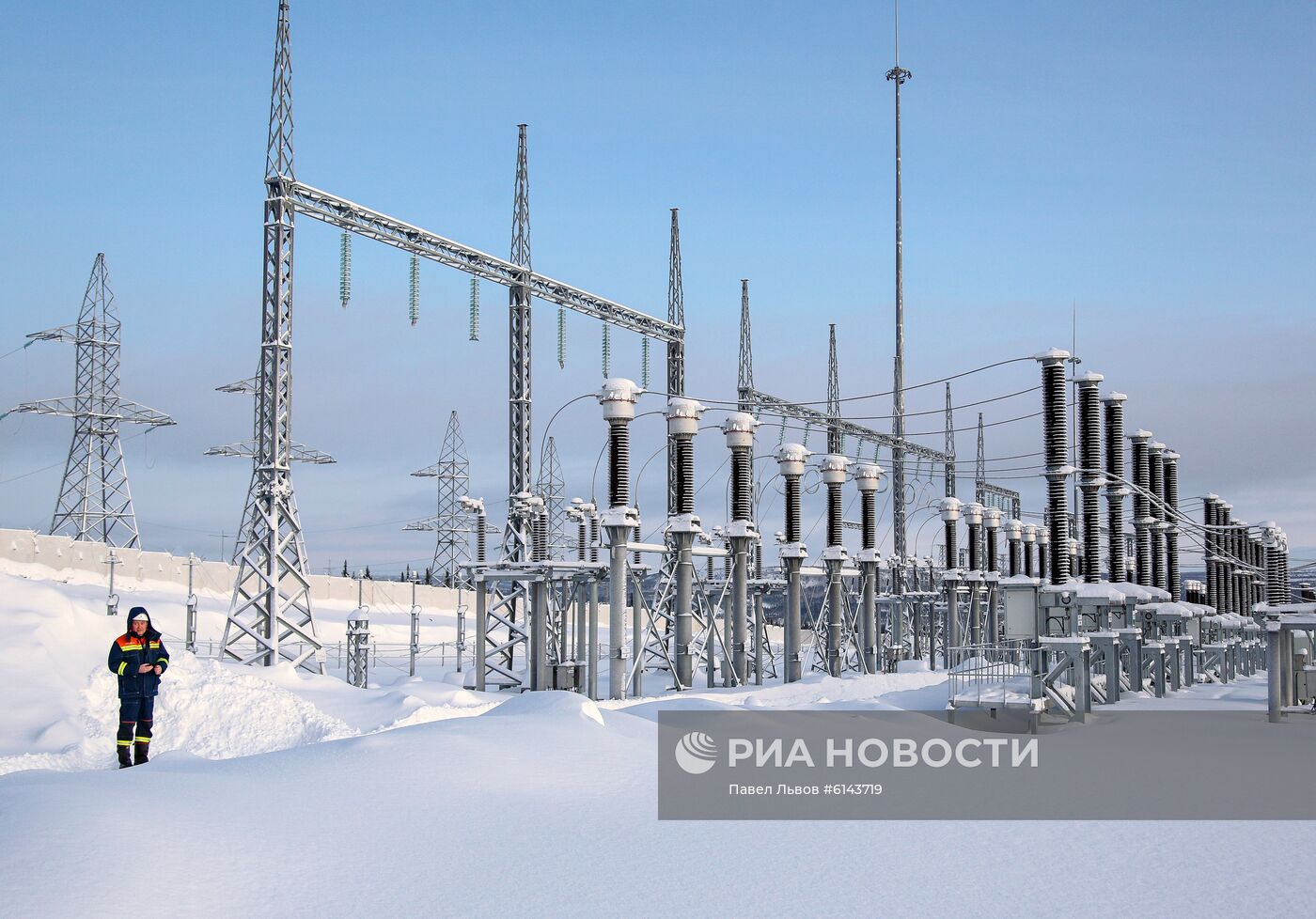 Подстанция 330 кВ "Мурманская"  