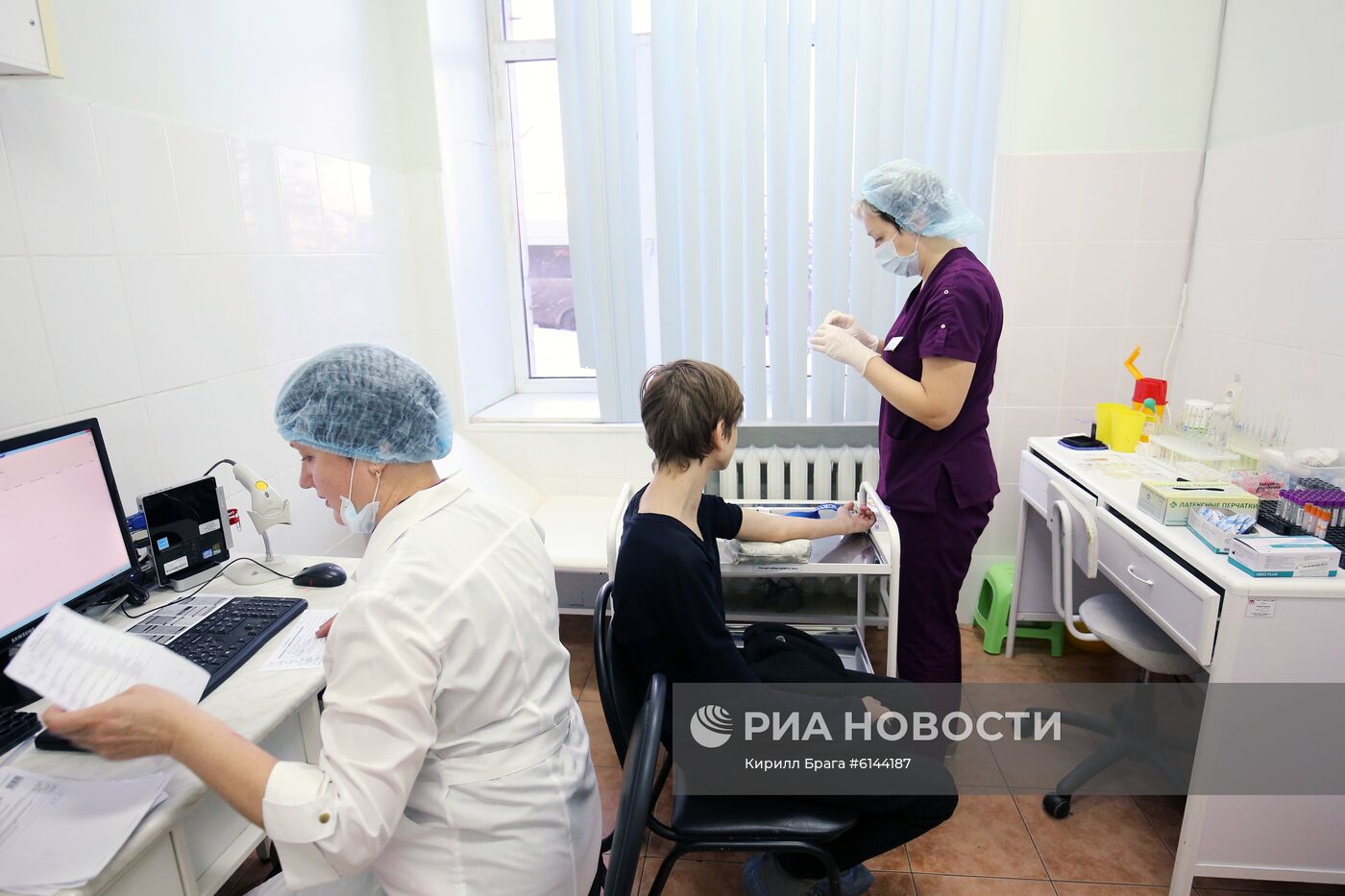 Работа детской поликлиники в Волгограде