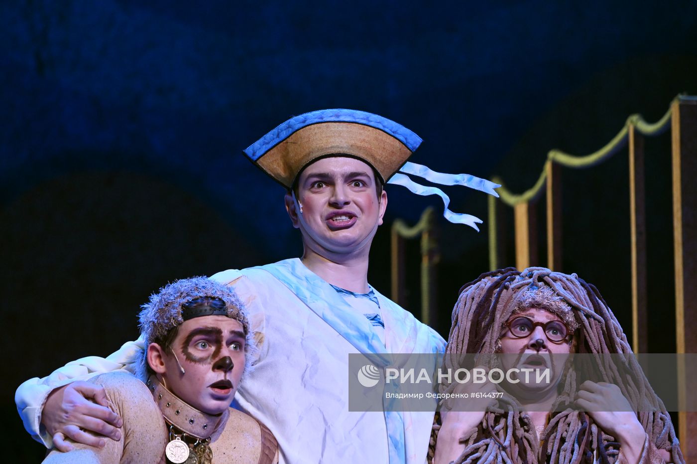 Спектакль "Голубой щенок" в театре О. Табакова