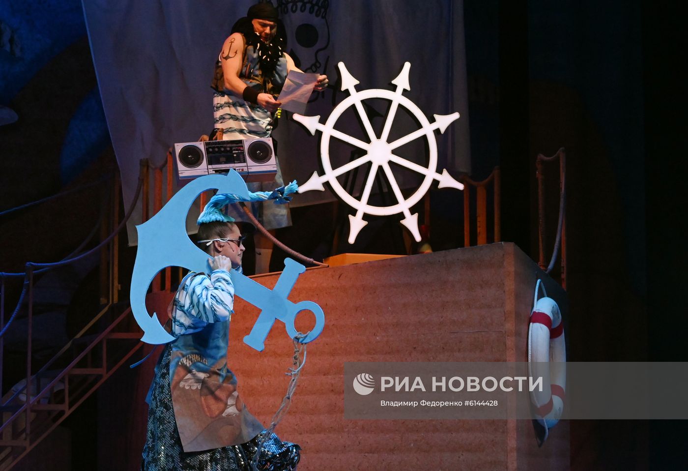 Спектакль "Голубой щенок" в театре О. Табакова