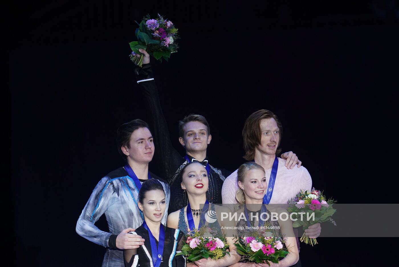 Фигурное катание. Чемпионат Европы. Пары. Церемония награждения