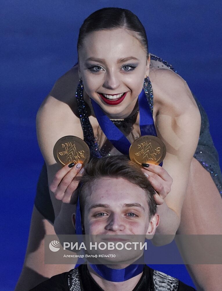 Фигурное катание. Чемпионат Европы. Пары. Церемония награждения