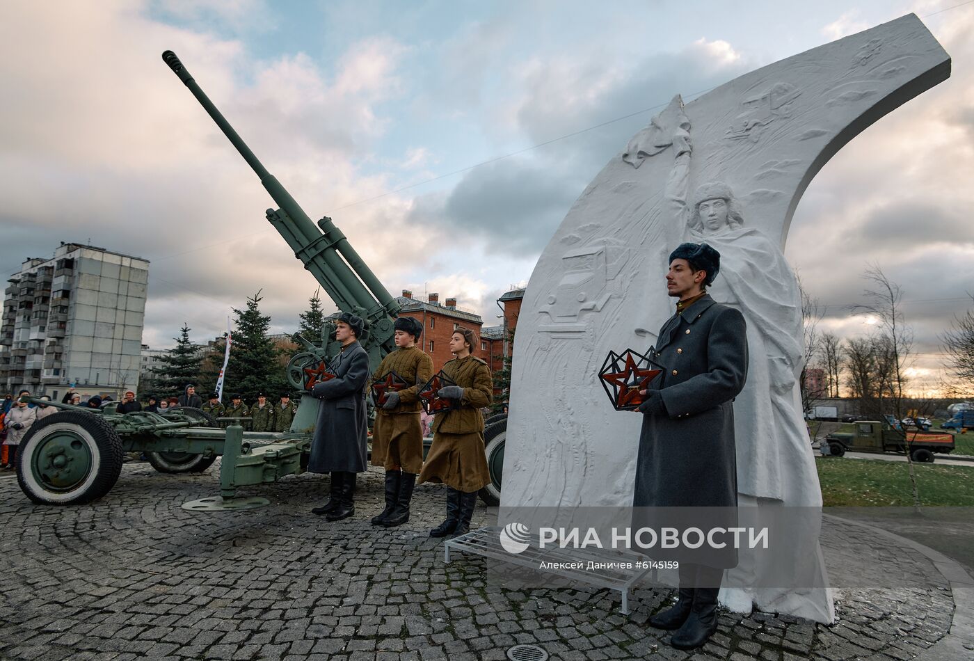 Всероссийская акция памяти "Блокадный хлеб" в Санкт-Петербурге