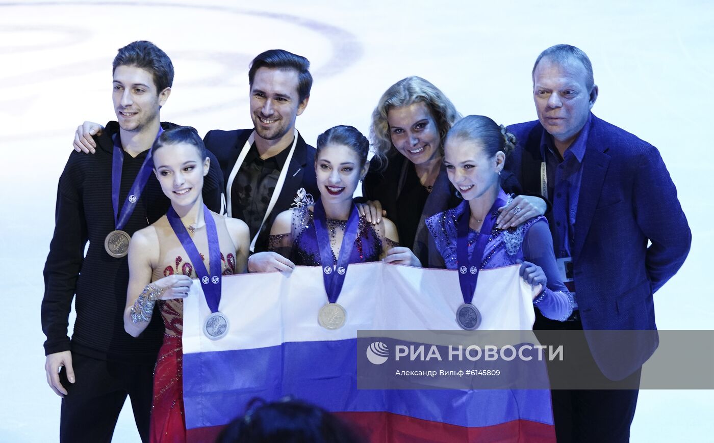 Фигурное катание. Чемпионат Европы. Женщины. Церемония награждения