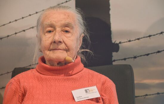 Встреча бывших узников Освенцима с журналистами