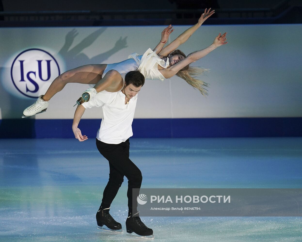 Фигурное катание. Чемпионат Европы. Показательные выступления