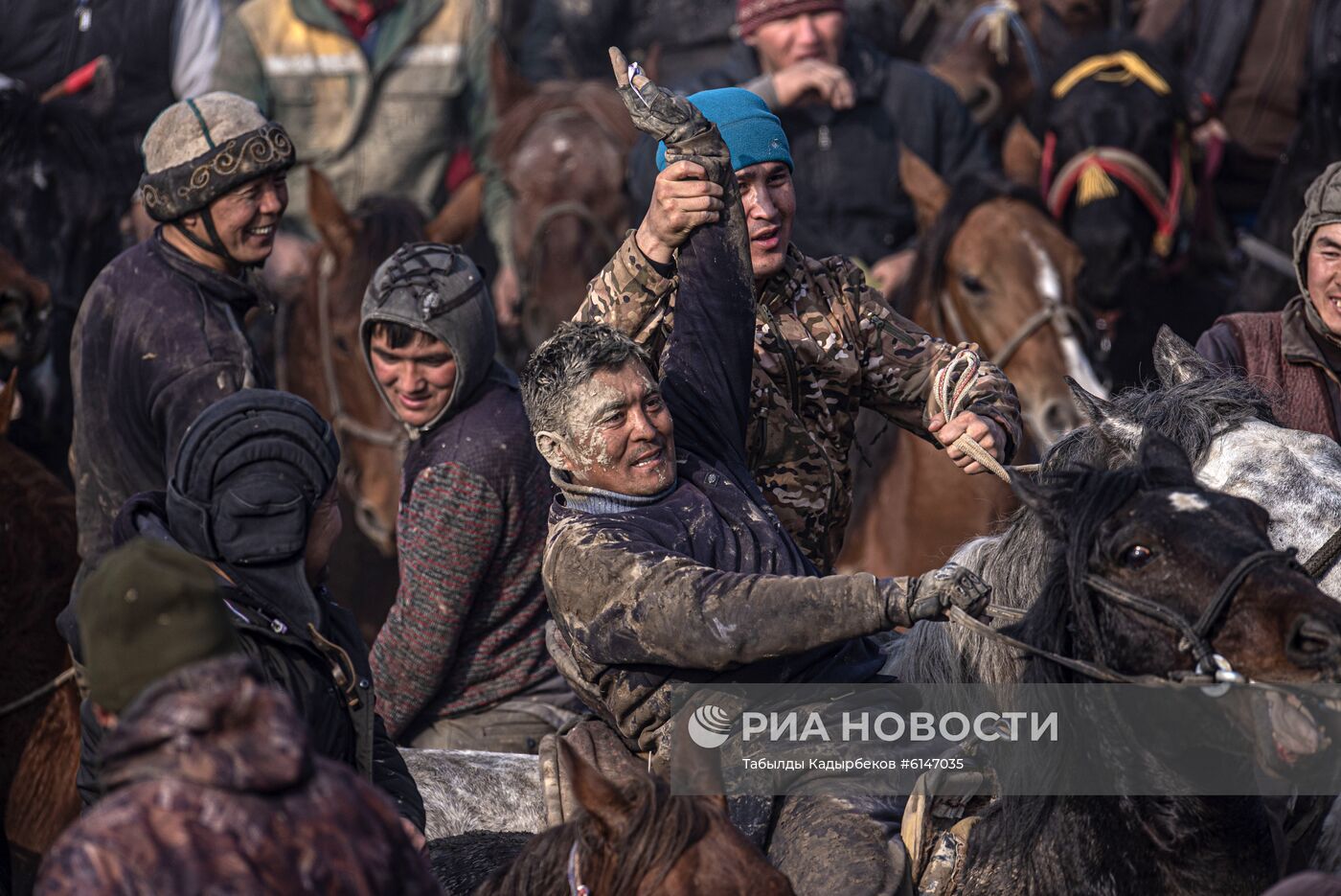 Национальное состязание "Аламан улаке" в Киргизии