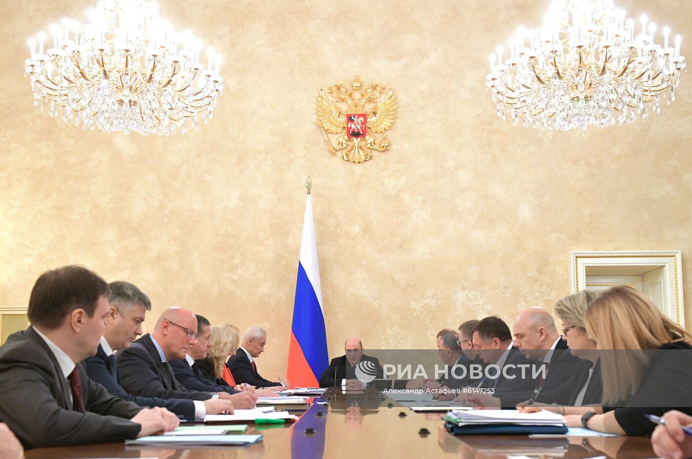 Премьер-министр РФ М. Мишустин провел совещание с вице-премьерами РФ