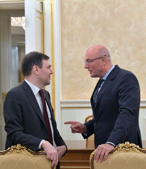 Премьер-министр РФ М. Мишустин провел совещание с вице-премьерами РФ