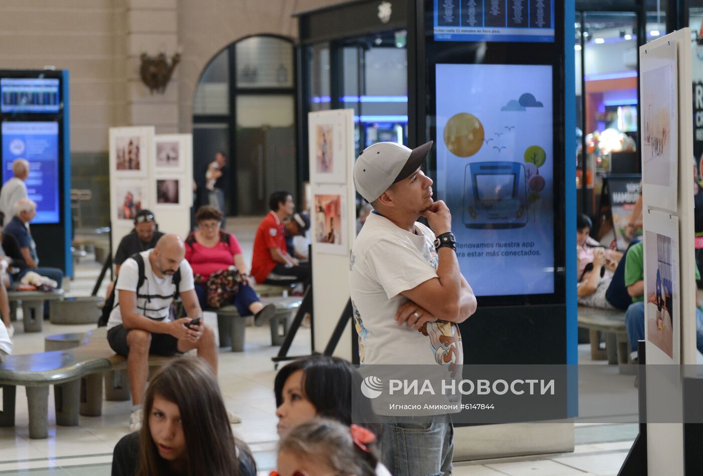 Открытие выставки победителей конкурса им. А. Стенина в Буэнос-Айресе