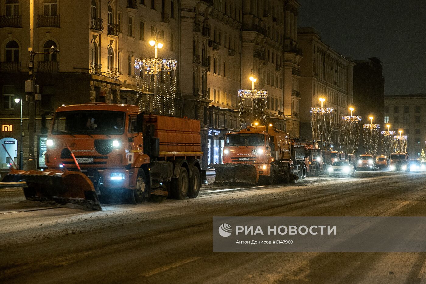 Уборка снега в Москве 