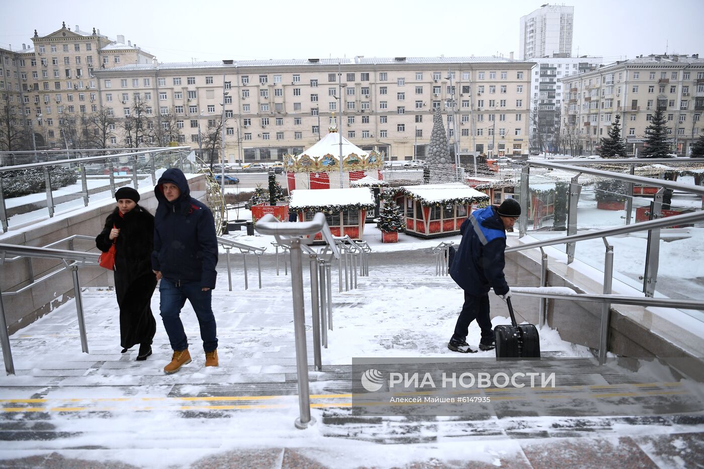 Уборка снега в Москве 