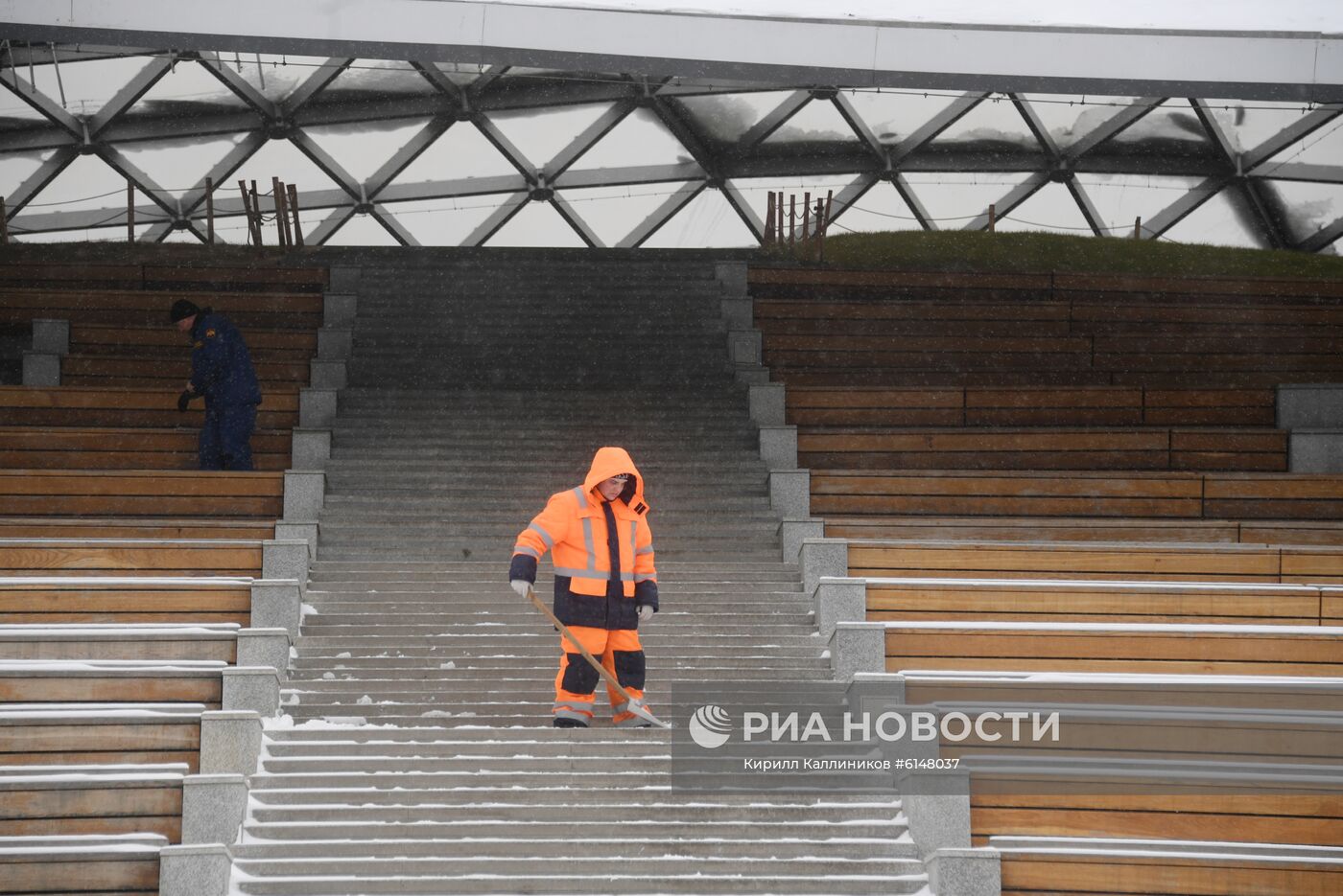 Уборка снега в Москве 