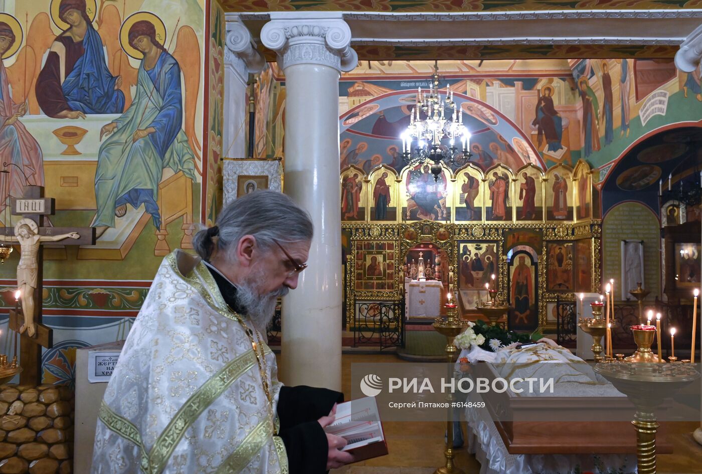 Заупокойная лития по усопшему протоиерею Всеволода Чаплина