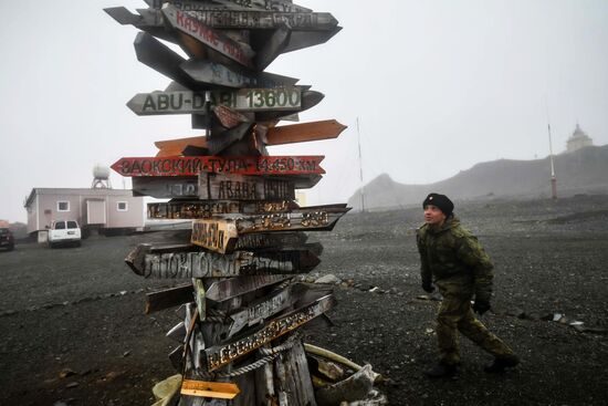 Мероприятия на "Беллинсгаузене" в честь 200-летия открытия Антарктиды русскими моряками