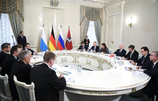 Встреча мэра Москвы С. Собянина с премьер-министром Баварии М. Зедером 