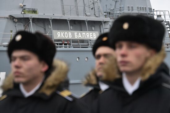 Спуск на воду корабля "Яков Баляев" в Санкт-Петербурге