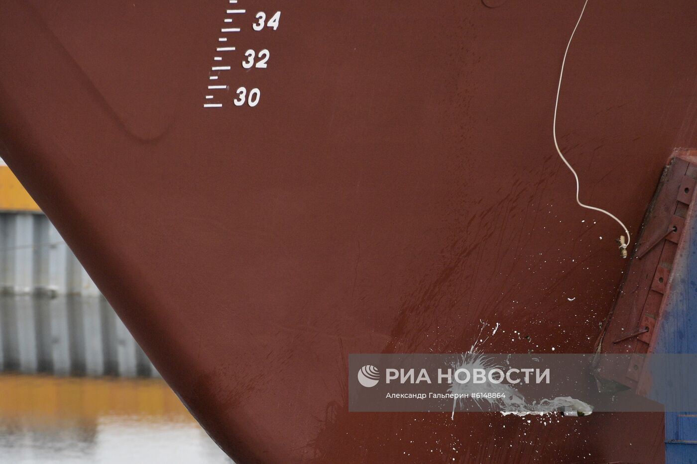 Спуск на воду корабля "Яков Баляев" в Санкт-Петербурге