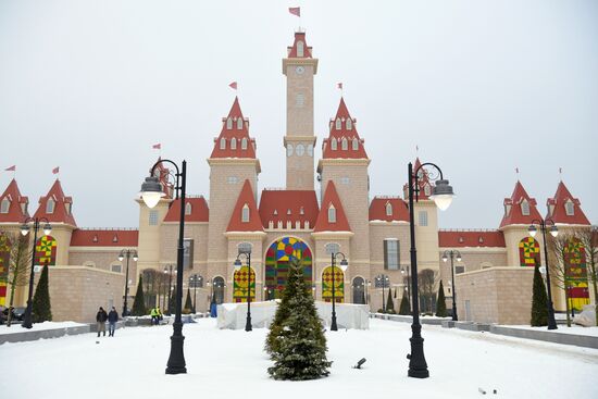 Строительство парка "Остров мечты"