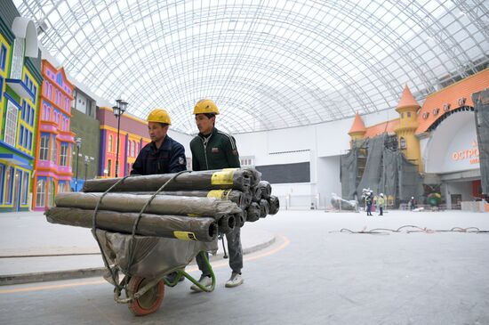 Строительство парка "Остров мечты"