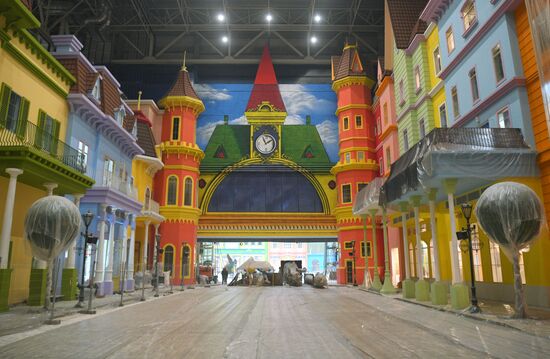 Строительство парка "Остров мечты"