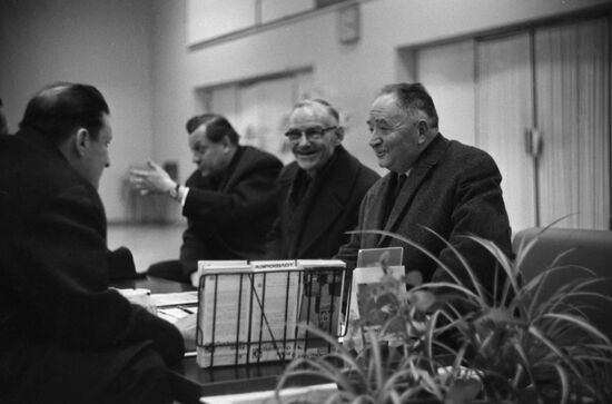 Визит ветеранов коммунистической партии Финляндии в СССР