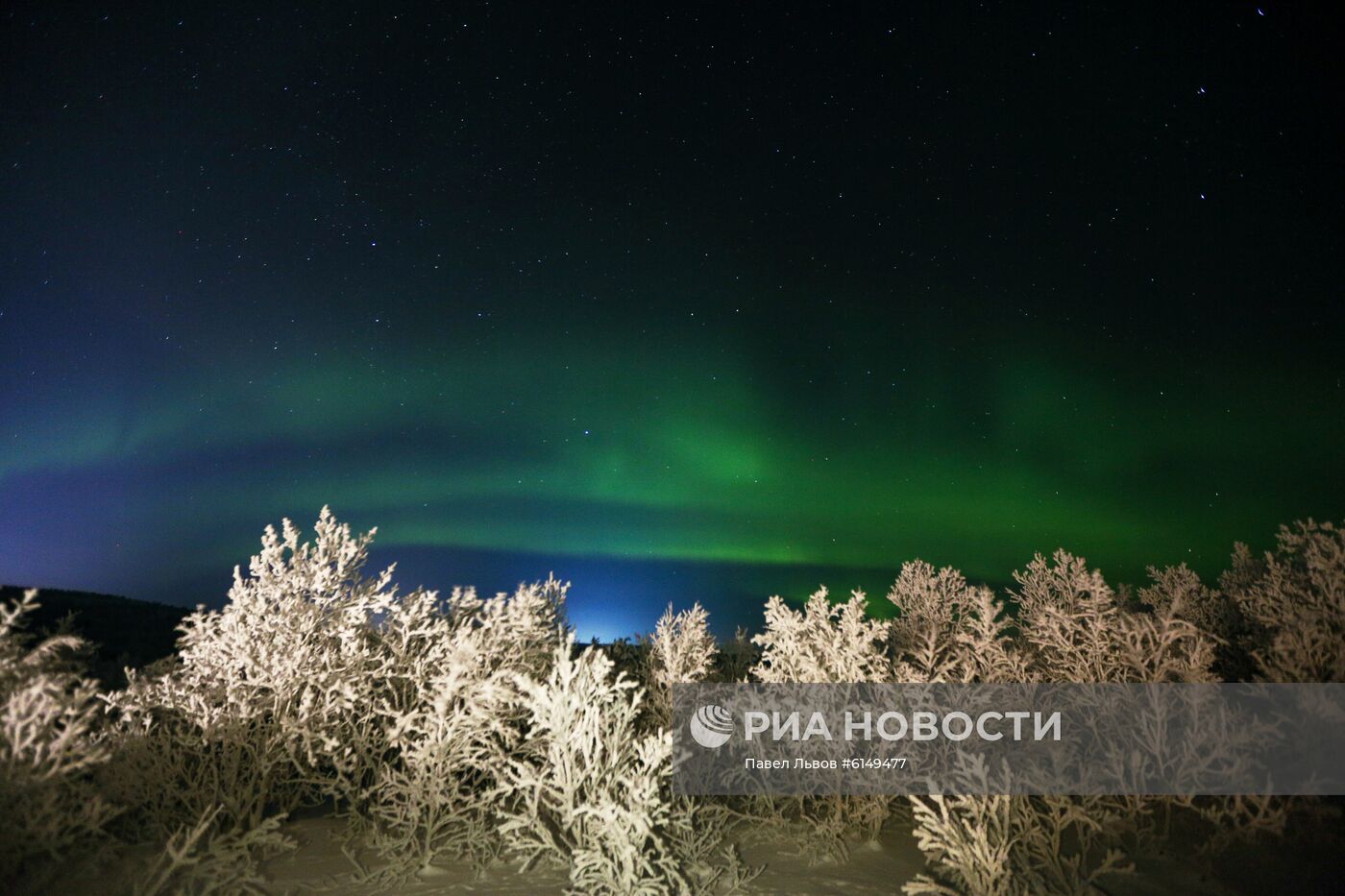 Северное сияние в Мурманской области 