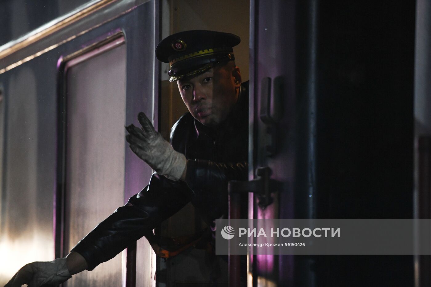 Ж/д сообщение между Россией и Китаем ограничили одним поездом